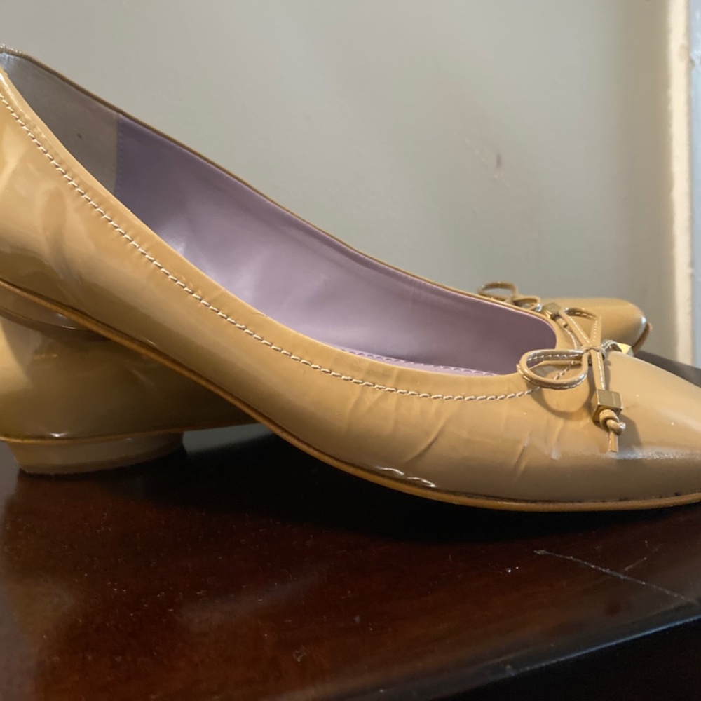 Shoes - Picture 5 of 7